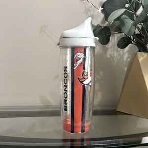 Denver Broncos 24oz. Leakproof Water Bottle